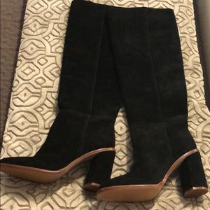 pull on black suede boots, size 7